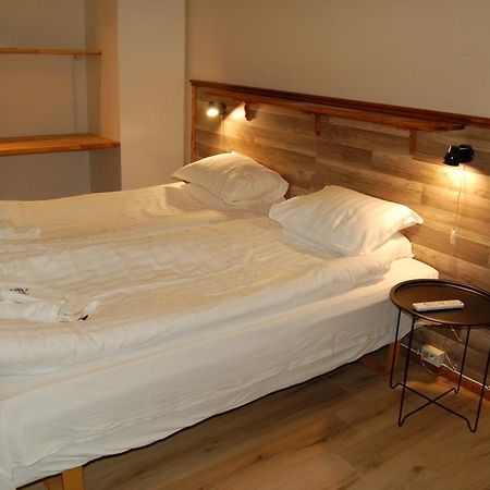 Golden Spa Hotell エスキルスチュナ エクステリア 写真